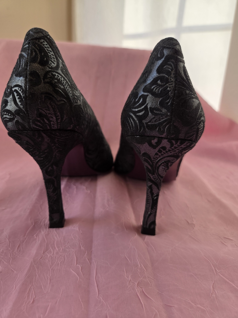 Martinez Valero Black & Grey Velvet Paisley Embossed Pumps Heels Made In Spain 9 - Picture 4 of 16